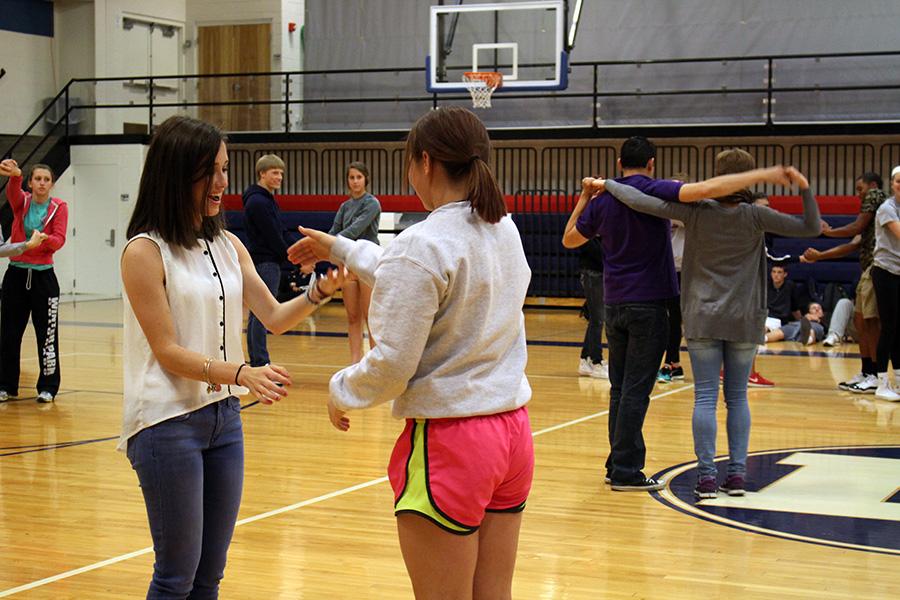 Spanish club learns to salsa