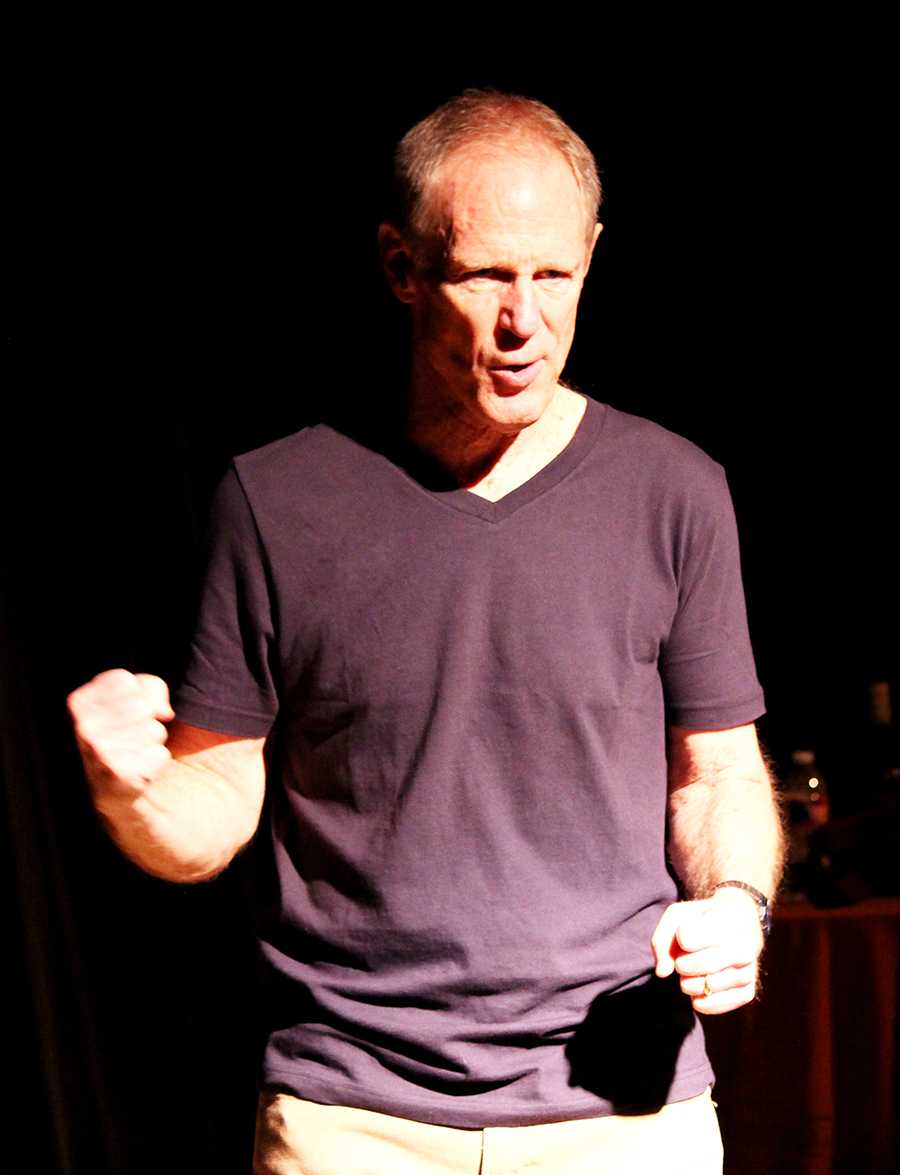 Pro actor makes visit to MHS drama classes