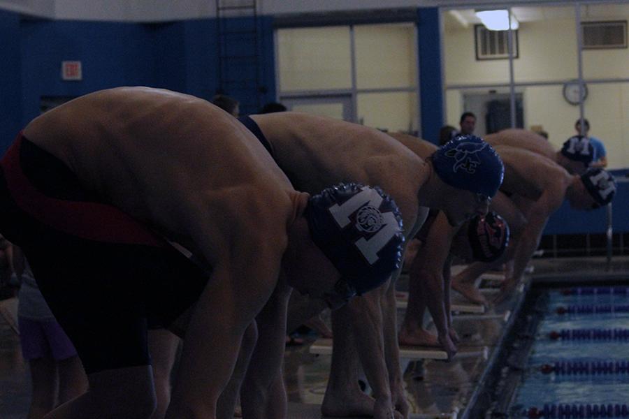Swim and Dive prepare for season