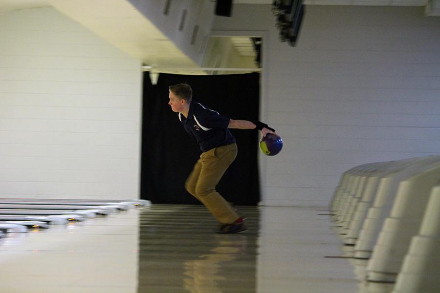 Bowling falls in four-team meet