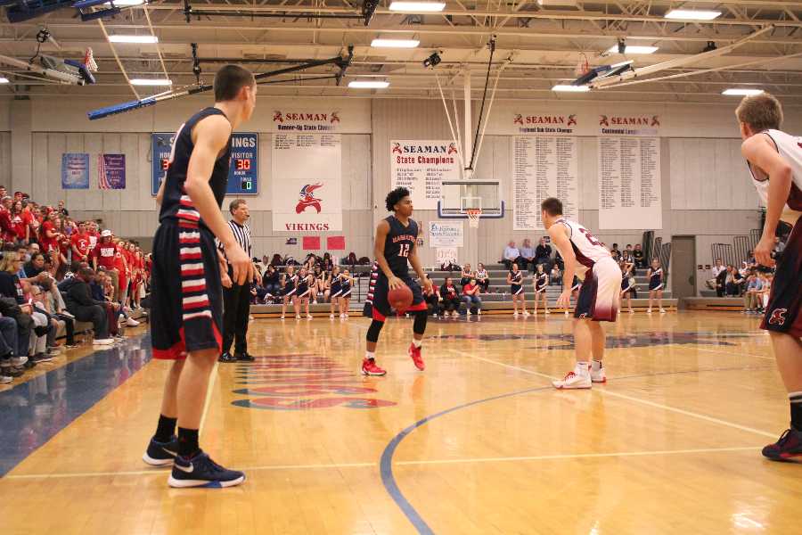 Boys clinch outright league title with dramatic road win over Seaman