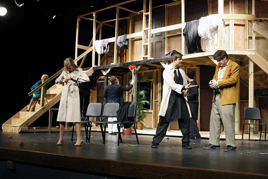 'Noises Off' garners laughs, good times