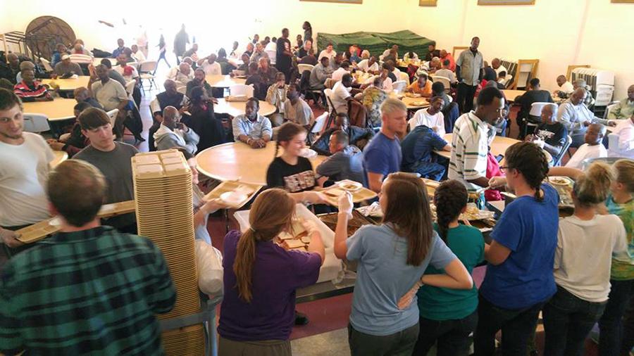 Youth group helps inner city with mission trip