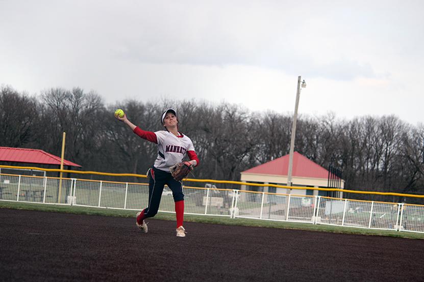 Softball+splits+with+T-High