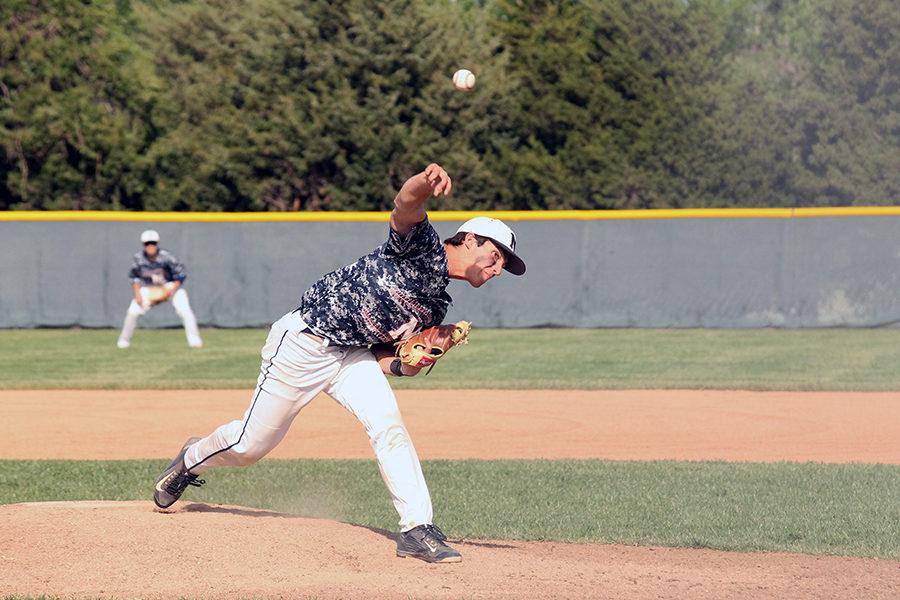 Baseball splits with Hayden on senior day