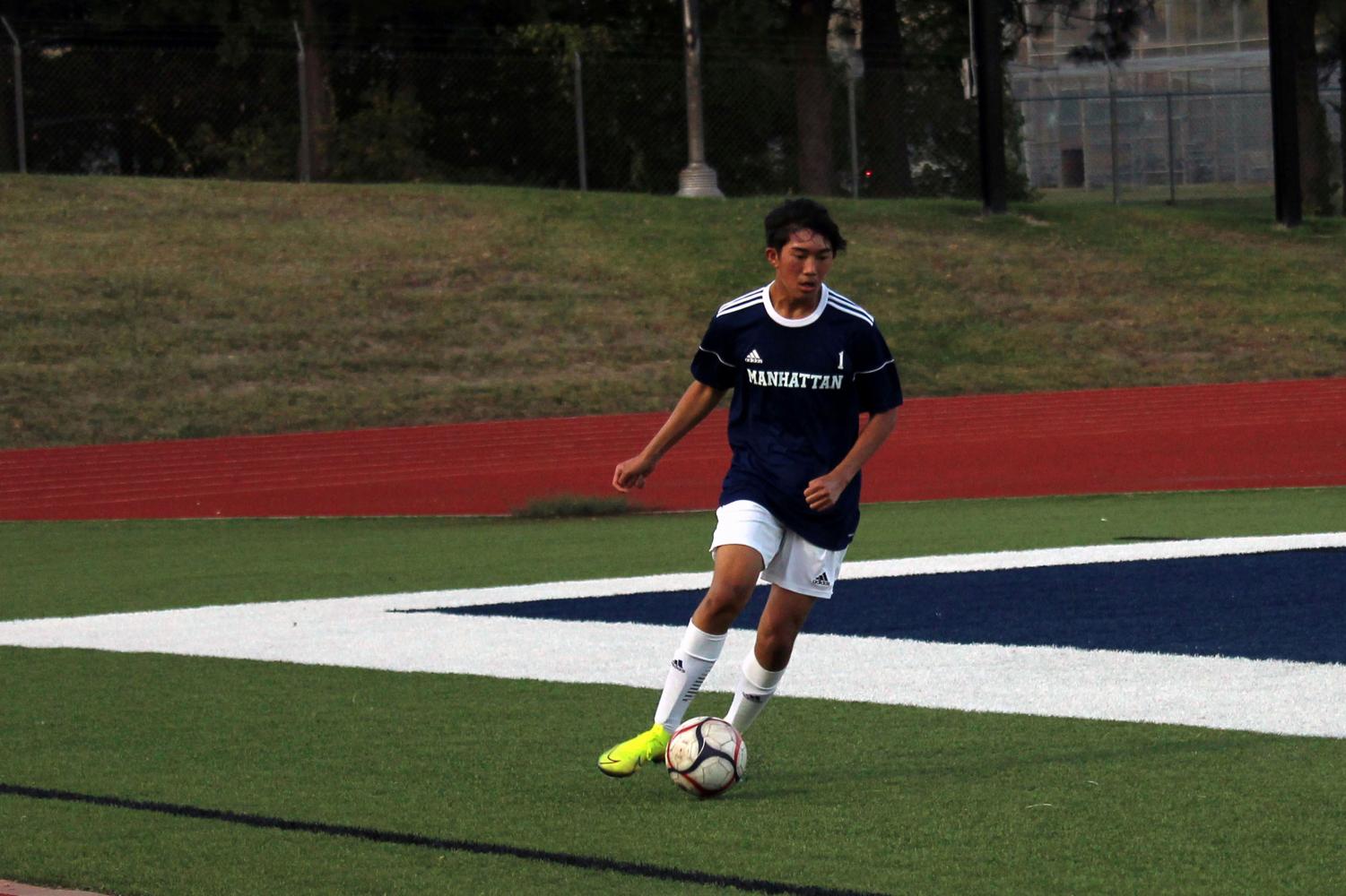 Manhattan triumphs against Hayden