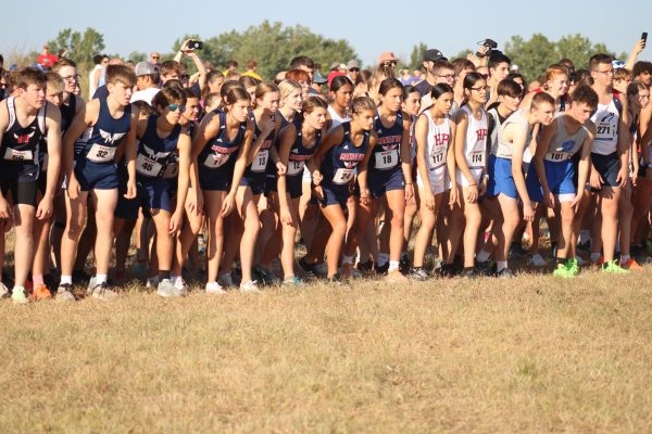 JV Girls Start Cross Country Season off Strong